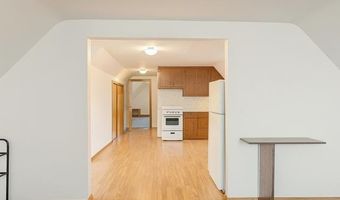 97 W 30TH St 3, Bayonne, NJ 07002