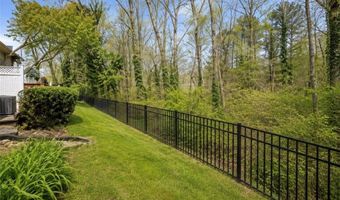 2390 Newport Lndg, Alpharetta, GA 30009