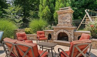 1952 CANTERBURY Rd, Abington, PA 19001