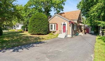 446 Plymouth St, Abington, MA 02351