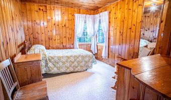 35 Middle Rd, Acton, ME 04001