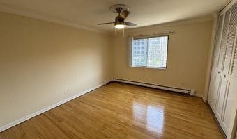 205 W Miner St 407, Arlington Heights, IL 60005