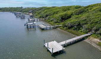 113 Hoop Pole Creek Dr, Atlantic Beach, NC 28512