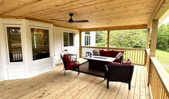 8047 Lavelle Rd, Athens, OH 45701