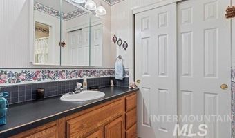 15153 Horseshoe Dr, Caldwell, ID 83607