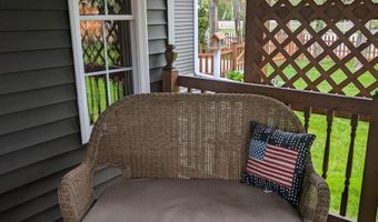 101 ISLAND VIEW Dr, Alpena, MI 49707