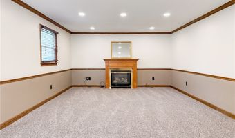 262 Idlewood Rd, Austintown, OH 44515