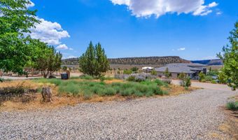 944 W Foothill Dr, Apple Valley, UT 84737