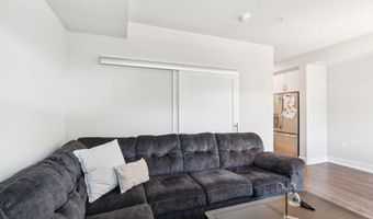 1800 MOUNT VERNON Ave 105, Alexandria, VA 22301