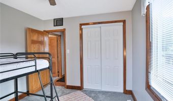 501 21st St NE, Austin, MN 55912
