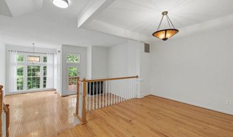 5438 SUMMER LEAF Ln, Alexandria, VA 22312