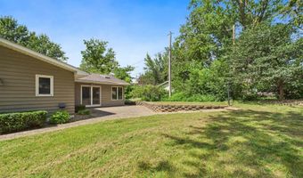 404 Hyden Dr, Alcester, SD 57001