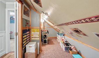 618 E 1714 Rd, Baldwin City, KS 66006