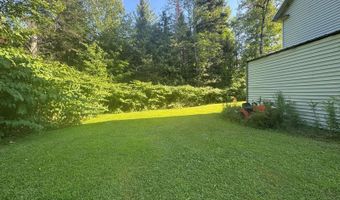 121 Main Rd, Abbot, ME 04406