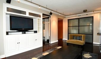 1301 N COURTHOUSE Rd #1005, Arlington, VA 22201
