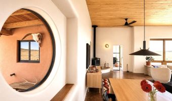 30 Cielo Grande Rd, Carson, NM 87577