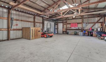 8462 Perrill Rd, Ashville, OH 43103