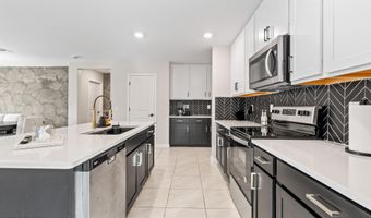 890 W CALLE CAJILLA, Sahuarita, AZ 85629
