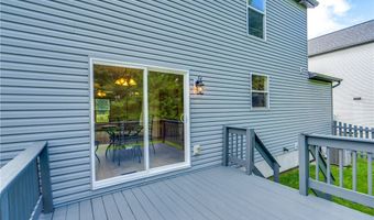 3061 Dover Dr, Akron, OH 44312