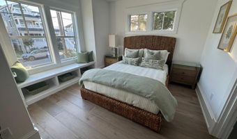 281 7TH St, Avalon, NJ 08202