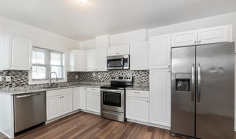 909 S HALL St, Allentown, PA 18102