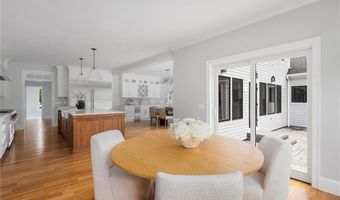 105 Princess Pine Dr, East Greenwich, RI 02818