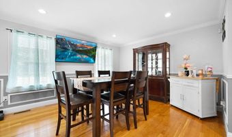 489 Main St, Acushnet, MA 02743