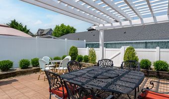 512 Main Ave #4, Bay Head, NJ 08742