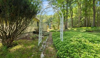 31 Kimball Rd, Amesbury, MA 01913