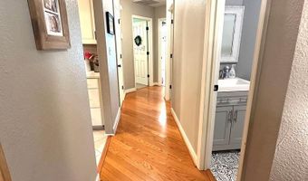 73 Worley Dr, Apalachicola, FL 32320