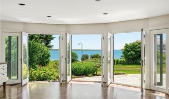 517 Tuckerman Ave, Middletown, RI 02842