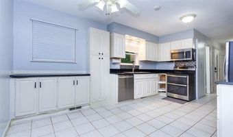 1454 Pine Valley Blvd, Ann Arbor, MI 48104