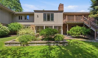 483 Concord Downs Ln, Aurora, OH 44202