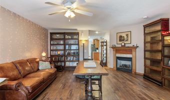 1012 Bartlett Ave, Altoona, WI 54720