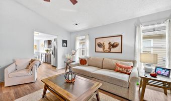 8138 Maple Stream Blvd, Indianapolis, IN 46217