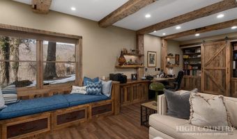 487 Klonteska Dr, Banner Elk, NC 28604