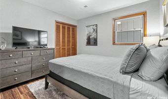 6 Connie Ln, Bella Vista, AR 72715