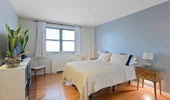 1225 KENNEDY Blvd 9G, Bayonne, NJ 07002