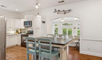 15 Palmetto Beach Dr, Bluffton, SC 29910