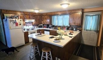 947 Lakeshore Dr, Brighton, VT 05846