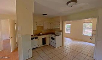 808 Pecan St, Belzoni, MS 39038