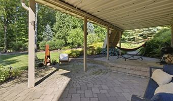 780 S Sussex Ct, Aurora, OH 44202