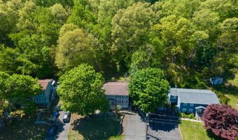 39 Bernside Dr, Bristol, CT 06010