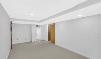 3548 N VALLEY St, Arlington, VA 22207