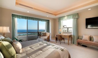 1604 Ihiloa Loop, Honolulu, HI 96821