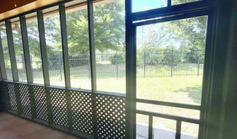 623 Chambord Dr, Brandon, MS 39042