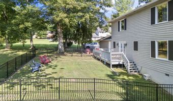 3447 Mountain View Ln, Baneberry, TN 37890
