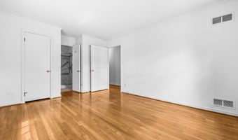 5605 ALTA VISTA Rd, Bethesda, MD 20817