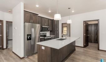 2404 E Tinley St, Brandon, SD 57005