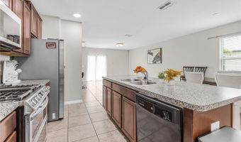 5149 WHITE CHICORY Dr, Apollo Beach, FL 33572